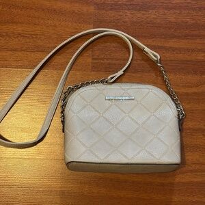 Grey Steve Madden Purse w/ Silver Chain Strap